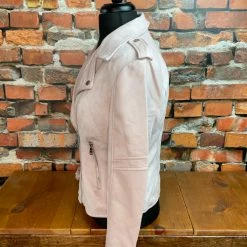 The Sparkling Spur Miss Ashley