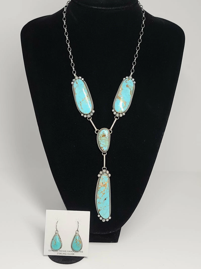 New π₯° The Sparkling Spur 4 Stone Necklace & Earring Set Jewelry π 3 The Sparkling Spur 4 Stone Necklace & Earring Set Jewelry