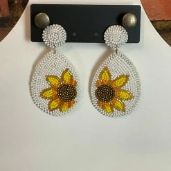 The Sparkling Spur Miss Sunflower Beaded Earrings