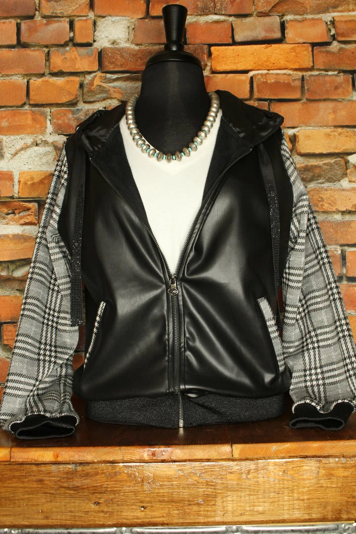 Flash Sale β The Sparkling Spur Fashionista Jacket π 3 The Sparkling Spur Fashionista Jacket