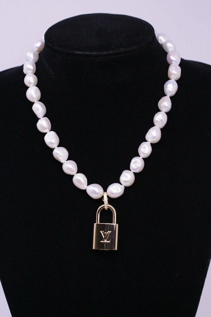 Discount βοΈ Vintage To Vogue Designs Real Vintage Brass LV Lock On Boroque Pearl Necklace π 4 Vintage To Vogue Designs Real Vintage Brass LV Lock On Boroque Pearl Necklace