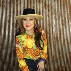 The Sparkling Spur Miss Dolce Vibes