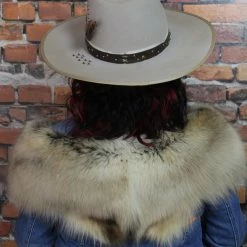 Double D Ranch Wear - Cynthia Hats/Headbands/Scarves/Gloves Making Horse Medicine Hat