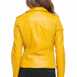 The Sparkling Spur Miss Bethany