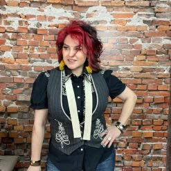 Brand new β€οΈ Double D Ranch Wear - Maria Collection Bank Teller Vest Vests π 14 Double D Ranch Wear - Maria Collection Bank Teller Vest Vests