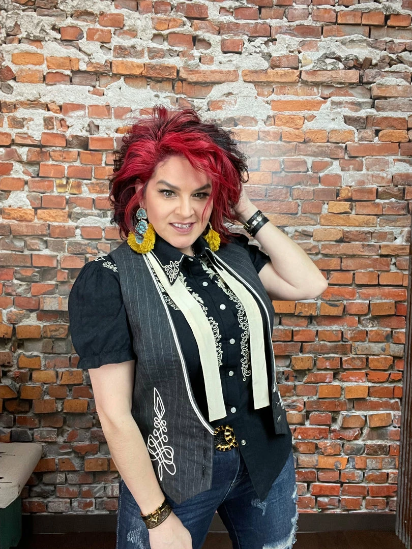 Brand new β€οΈ Double D Ranch Wear - Maria Collection Bank Teller Vest Vests π 4 Double D Ranch Wear - Maria Collection Bank Teller Vest Vests