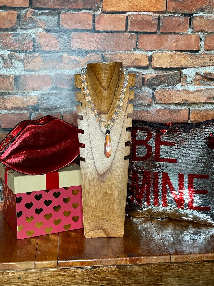 Coupon ✔️ The Sparkling Spur Clear Crystal Drop W/Clear Cut Beads ✨ 3 The Sparkling Spur Clear Crystal Drop W/Clear Cut Beads