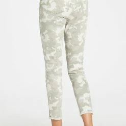 Dear John Bottoms Gisele