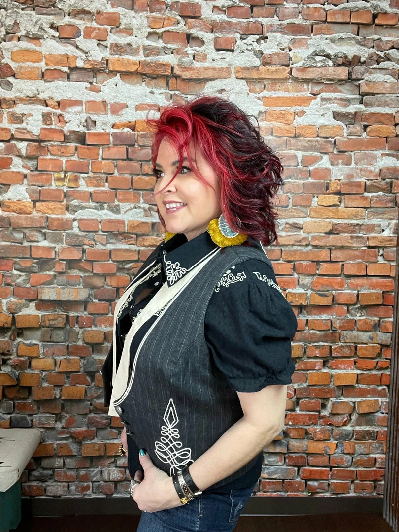 Brand new β€οΈ Double D Ranch Wear - Maria Collection Bank Teller Vest Vests π 5 Double D Ranch Wear - Maria Collection Bank Teller Vest Vests